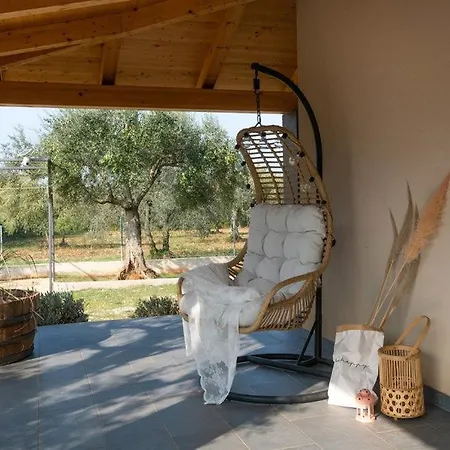 Villa Lara's Oasis By Guide